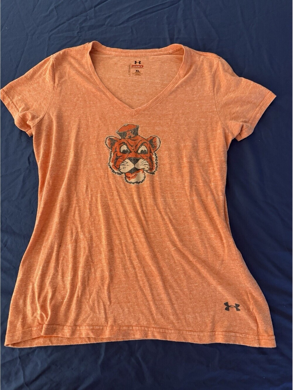 Under Armour Legacy Women’s XL V-Neck Auburn Tigers Tri-Blend T-Shirt Orange